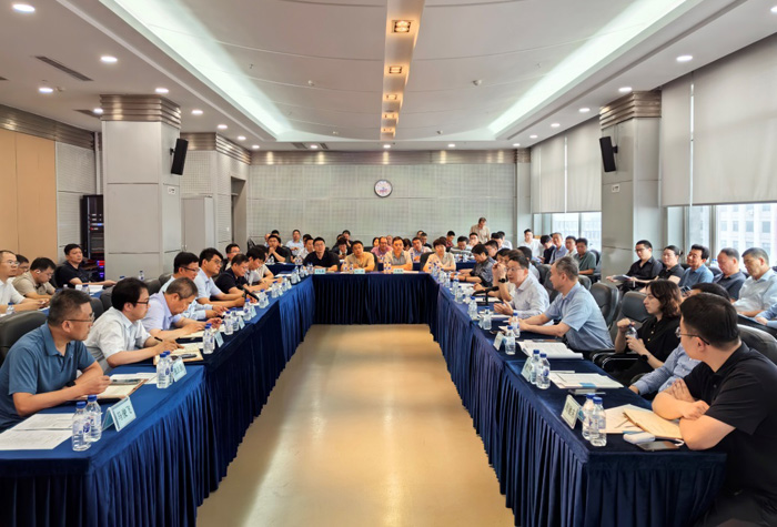 宁波市委常委、副市长徐岩带队调研金属所